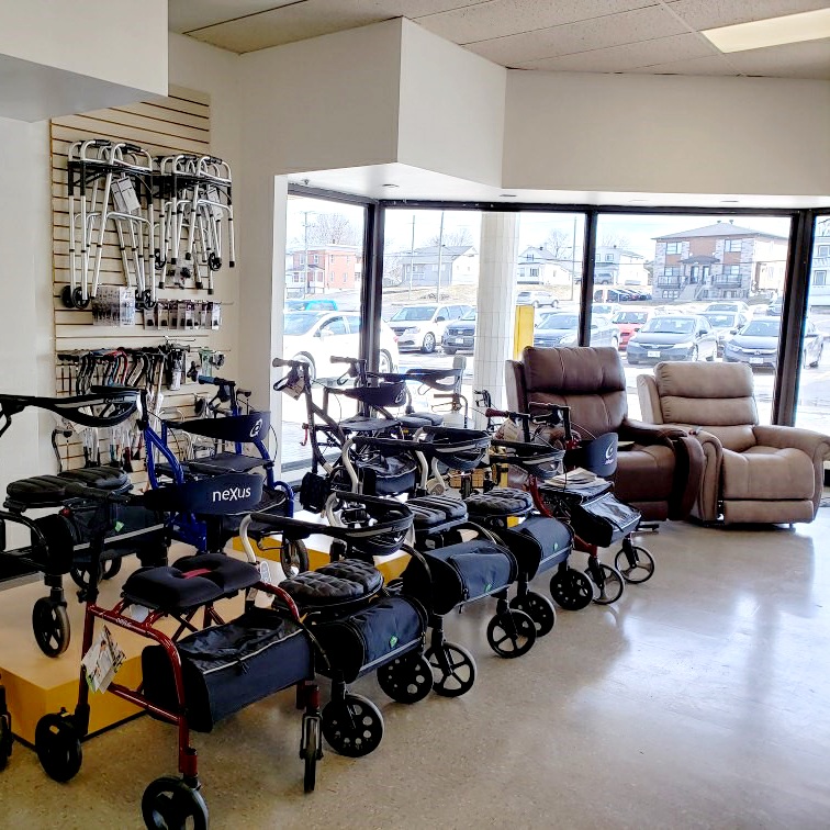 Hawkesbury showroom - walking aids, wheelchairs, and power lift recliners